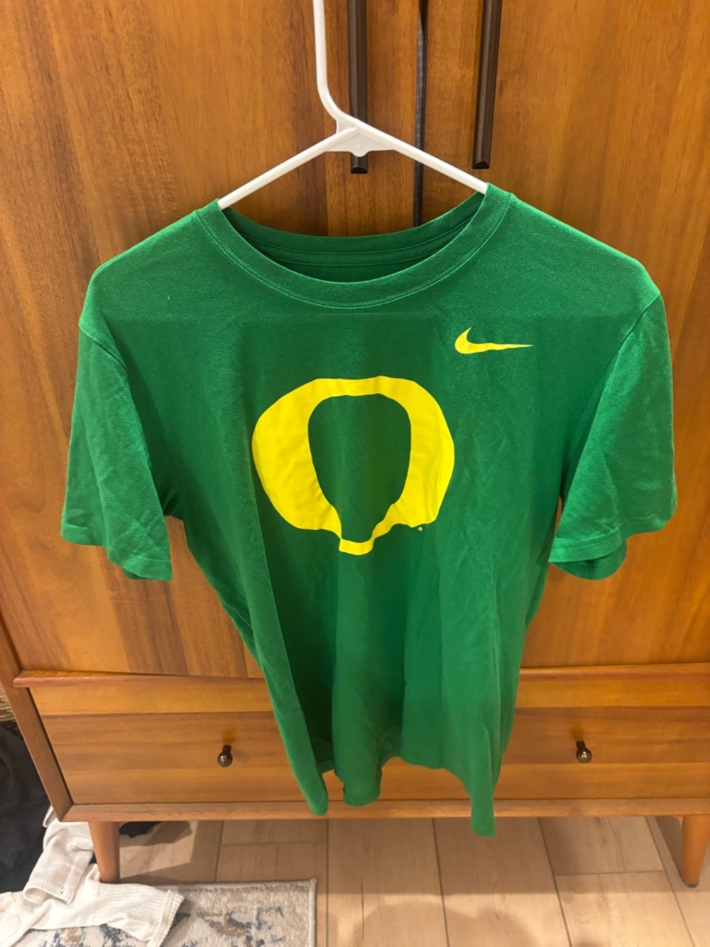 University of Oregon Nike Green T-Shirt with Black Print